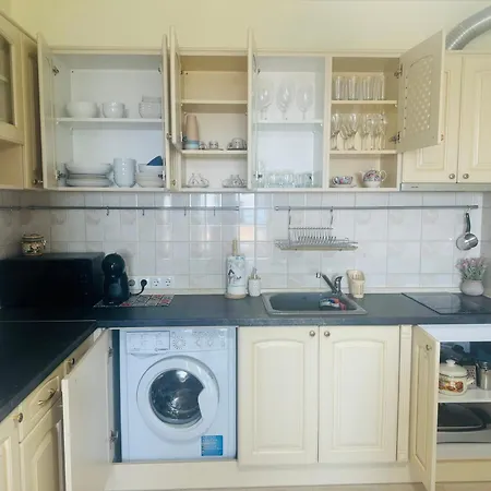 Kiwi Gardens Apartman