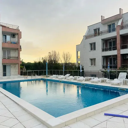 Kiwi Gardens Apartman